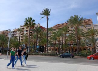 Carlos Mazón acudirá al encuentro en Moncloa con 56 peticiones de la Comunidad Valenciana a Pedro Sánchez