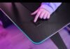 Trust presenta la mesa gaming RGB Luminus Pro