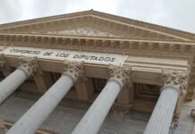 Los niños bien merecieron un «asalto» al Congreso de los Diputados