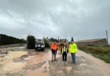 La Comunidad de Murcia despliega 80 efectivos y 66 máquinas para atender las incidencias provocadas por las lluvias en las vías regionales