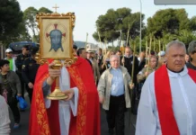 Alicante subvenciona con 102.000 euros a las 27 cofradías y hermandades de Semana Santa