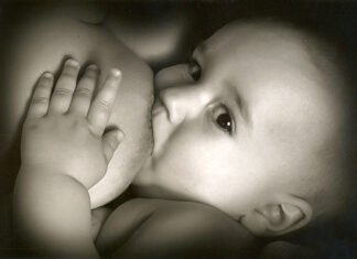 Más de 400 recién nacidos prematuros de la Comunitat Valenciana se alimentan con leche materna donada cada año