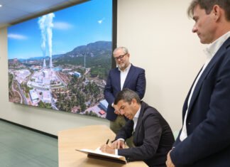 Carlos Mazón apuesta por prolongar la vida de la Central Nuclear de Cofrentes ante los acontecimientos vividos