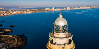 La Región de Murcia apuesta por el Mar Menor como recurso estratégico para impulsar un turismo sostenible