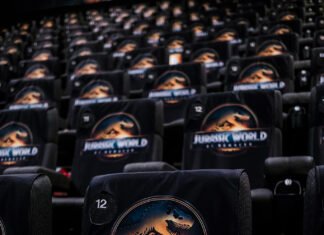 JURASSIC WORLD: EL RENACER INVADE KINÉPOLIS CON UNA SALA SCREENX TEMATIZADA