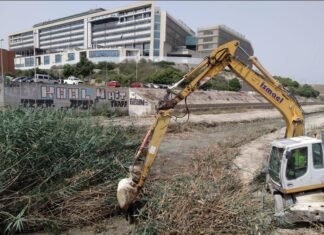 EL SUPREMO ARREMETE CONTRA EMPRESAS: NO PUEDEN OBLIGARTE A TRABAJAR FINES DE SEMANA – ¡Y AHORA TE PERDONAN 70.000€ DE DEUDA ANTIGUA! ¿TRASLADO? COBRA 20 DÍAS POR AÑO O DEMANDA