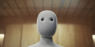 ¡NEO LLEGA PRIMERO: El robot que ROBA el trono a Optimus de Musk y entra en TU CASA por solo $20.000! ¿El fin de las tareas domésticas o un ESPÍA en tu sala?