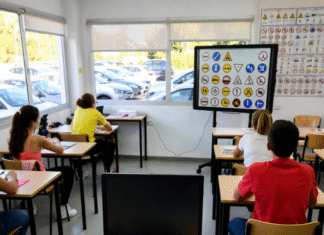 La UE obliga a renovar el carné de conducir cada 10 años: más exámenes, tasas caras y vigilancia digital en el horizonte