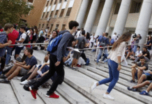 Uno de cada cuatro adolescentes de 15 años no alcanza el nivel básico en matemáticas y lengua en España