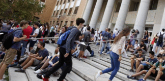 Uno de cada cuatro adolescentes de 15 años no alcanza el nivel básico en matemáticas y lengua en España