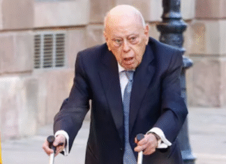 ¡El Fantasma de Pujol Regresa al Banquillo: ¿Podrá el Patriarca de CiU, a Sus 95 Años, Enfrentar su Juicio por la Fortuna Oculta en Andorra?
