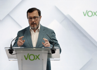 ¡Vox Desenvaina la Espada contra Sánchez: Querella Explosiva en el Supremo por Falso Testimonio – ¡El Presidente Acusado de Mentir sobre su «No Conocimiento» de Antxón Alonso en el Escándalo Koldo!
