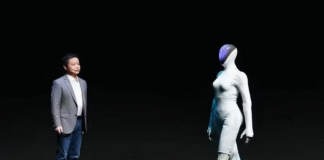 IRON, el androide chino de XPeng que roba el protagonismo a Tesla: «El más humano hasta la fecha»