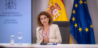 ¡Hacienda Aclara el Miedo al Bizum: «No Deben Declararse los Pagos Entre Particulares» – ¡Solo Autónomos y Profesionales en el Radar Fiscal a Partir de Enero!