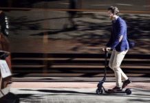 ¡DGT Clava el Acelerador: A Partir del 2 de Enero, Patinetes Obligados a Matrícula y Seguro – ¡Sin Ellos, Multa Directa y Responsabilidad Total en Accidentes!