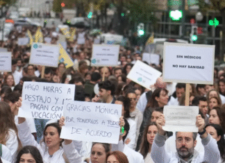 ¡Huelga Médica al Rojo Vivo: Sanidad Convoca a los Sindicatos en el Ecuador del Paro, Pero el Acuerdo Parece un Espejismo – ¡Quirófanos Parados y Ciudadanos Aplauden a los Galenos!