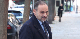 ¡UCO Clava el Dardo Final en Ábalos: Un Millón de Euros en Mordidas de la Trama de Hidrocarburos para «Comprar su Voluntad» – ¡De Chalé de Lujo a Nóminas Fantasma, el Exministro en el Ojo del Huracán!