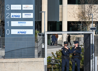 ¡Blanqueo Millonario en los Cielos: Anticorrupción Investiga si Plus Ultra Desvió 53 Millones del Rescate Público para Lavar Fondos Venezolanos en Francia, Suiza y España!