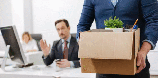 ¡Europa Clava el Bisturí Laboral en España: Exige «Despido Restaurativo» para Ajustar Indemnizaciones al Daño Personal – ¡Adiós a los Despidos Baratos, Hola a Compensaciones que Varían por Edad y Lugar!