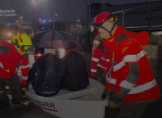 ¡Borrasca Emilia Desata el Caos: Alerta Roja en Valencia y Andalucía por Lluvias Torrenciales que Podrían Superar los 250 l/m² – ¡Inundaciones, Tornados y Evacuaciones en Marcha!