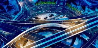 La nueva infraestructura digital: cuando la inversión en IA supera las obras públicas históricas aerial view of a road