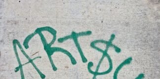 El arte estudiantil se convierte en vehículo de reflexión espiritual en centros educativos españoles text