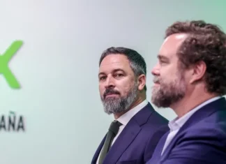 Francisco Franco o Espinete de los Peperos, entre los impulsores de un congreso extraordinario en Vox