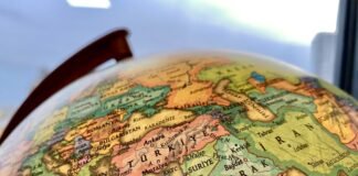 Las implicaciones geopolíticas de los planes estadounidenses para el cambio de régimen en Irán Turkiye globe map