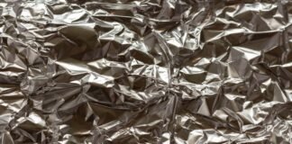 Aluminium OS: La Nueva Apuesta de Google para Unificar Android y Chrome OS en el Escritorio white and gray floral textile