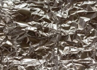 Aluminium OS: La Nueva Apuesta de Google para Unificar Android y Chrome OS en el Escritorio white and gray floral textile