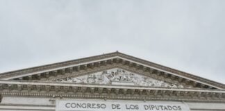 La justicia española condena el abuso de confianza familiar: cinco años de prisión por agresión sexual a un menor Congress of Deputies of Spain building