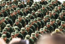 La carrera tecnológica militar: cuando la inteligencia artificial redefine el poder global group of soldier during daytime