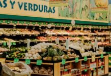 La revolución asiática en el mercado español de scooters: análisis del fenómeno de las marcas emergentes fruit super market