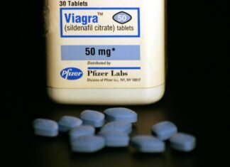 La integración de Obed Vargas en el Atlético: Cuando la unidad del vestuario marca la diferencia a white container with a label on it