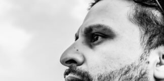 El perfil técnico de Pablo Hernández de Cos marca la pauta para el futuro liderazgo del BCE Close-up profile of a bearded man looking away