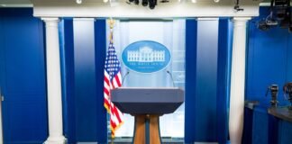 Resurge el debate sobre la presencia militar estadounidense en territorio español tras protestas en Rota The white house briefing room is ready.