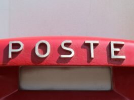 El Ejecutivo postpone la reducción de jornada laboral mientras acelera otros cambios normativos para 2026 red and white number 1