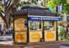 Logista bajo presión: el análisis de las nuevas posiciones cortas en el mercado español A bus stop sitting on the side of a road