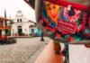 Colombia vira a la derecha: el ascenso político de ‘El Tigre’ De la Espriella marca un nuevo rumbo electoral a colorful bag hanging from the side of a building