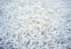 El dilema del arroz importado: cuando la procedencia se difumina en el mercado español a pile of white cotton