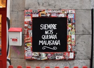 León XVI llega a España con un mensaje de unidad y esperanza para superar la división social siempre nos quedara malasana text