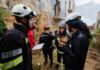 Bomberos Voluntarios en Catalunya: Los Guardianes del Fuego que Piden Reconocimiento Oficial group of people wearing white helmet