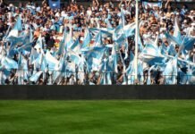 Argentina ante el espejo demográfico: el envejecimiento silencioso que redefinirá el país en las próximas décadas people on green grass field during daytime