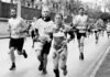 Premios Nacionales de Fin de Carrera: El Reconocimiento Académico que Llegó con Seis Años de Espera grayscale photography of jogging people