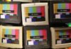 La televisión tradicional mantiene su reinado en Uruguay: por qué el streaming aún no logra desplazarla assorted CRT monitor
