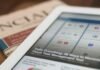 Iván Azón salva al Getafe en el último suspiro: un gol que vale una permanencia white tablet computer on top of newspaper