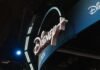 Iberia y Disney: Una Alianza Estratégica que Redefine el Turismo de Experiencias para el Viajero Español white and blue UNKs neon light signage