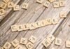 La libertad creativa como motor del arte: cómo los certámenes de pintura sin restricciones impulsan el talento nacional scrabble tiles spelling out the word creative