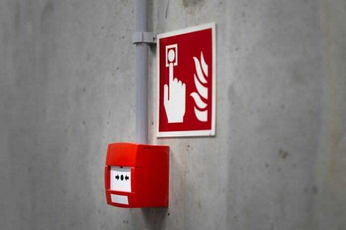 Fire alarm system, ready to be triggered