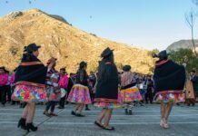 Moncho Reboiras: La lucha por la justicia que España sigue negando décadas después a group of people dressed in mexican costumes